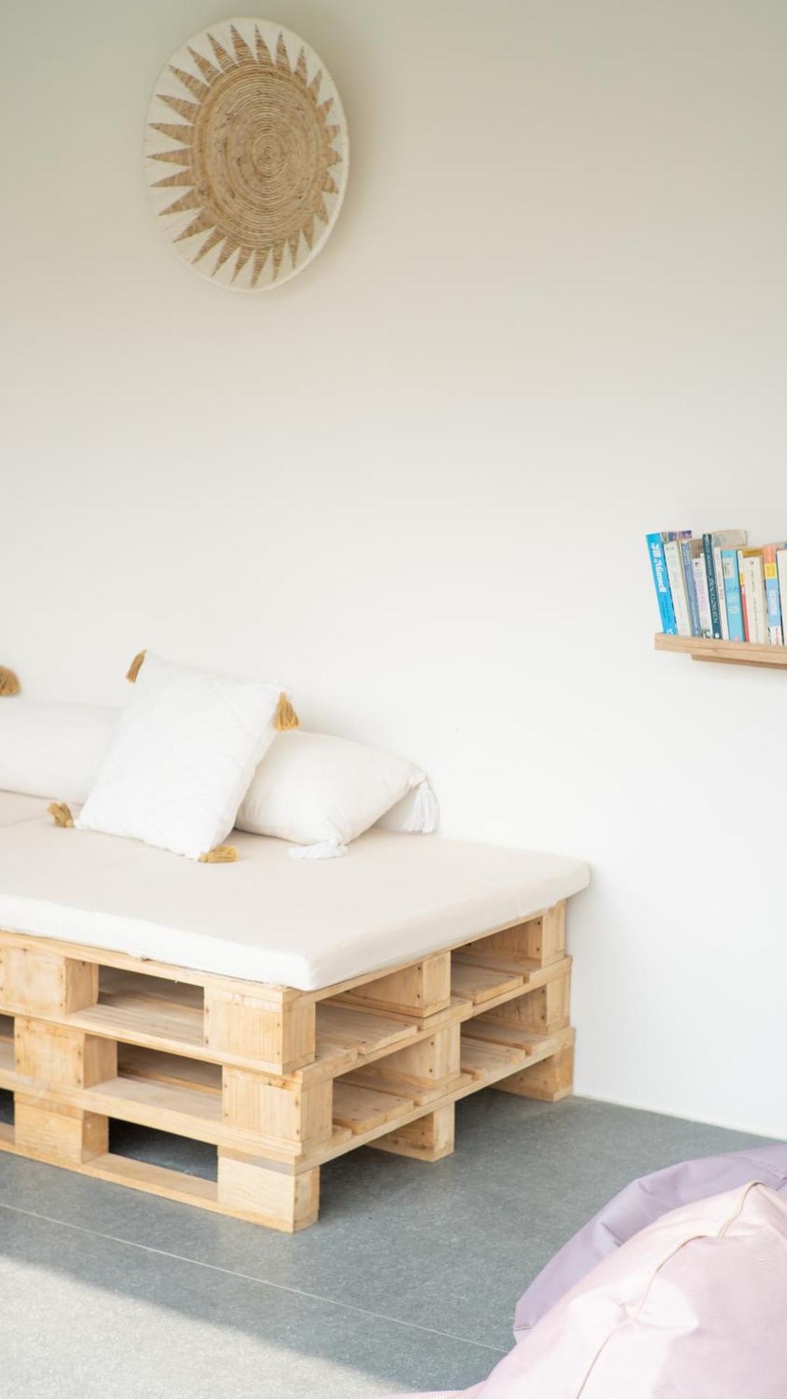 The White Bay Lombok Apartment Kuta  Екстериор снимка